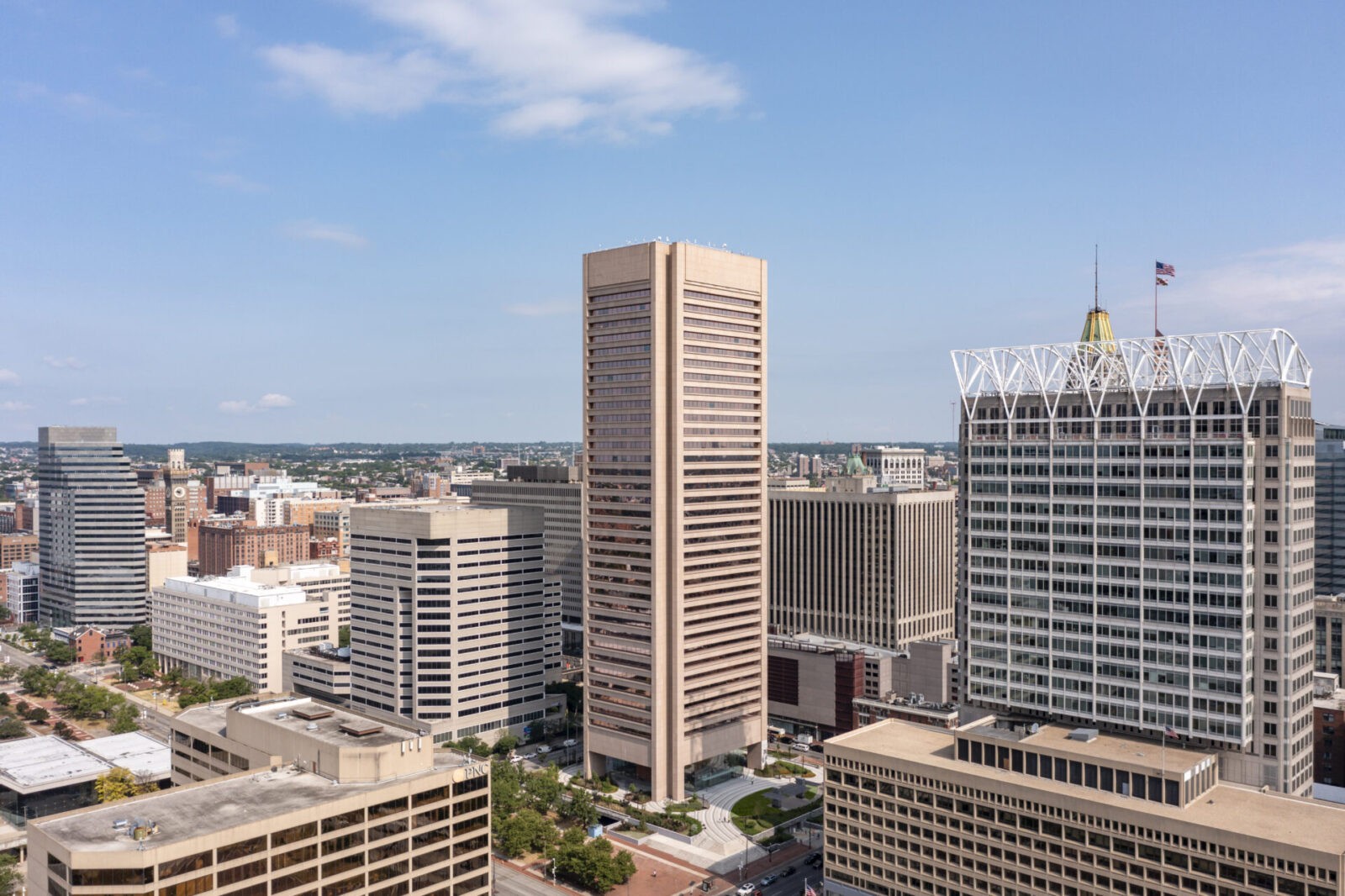 Available Office Space in Baltimore, MD - 100 Light Street